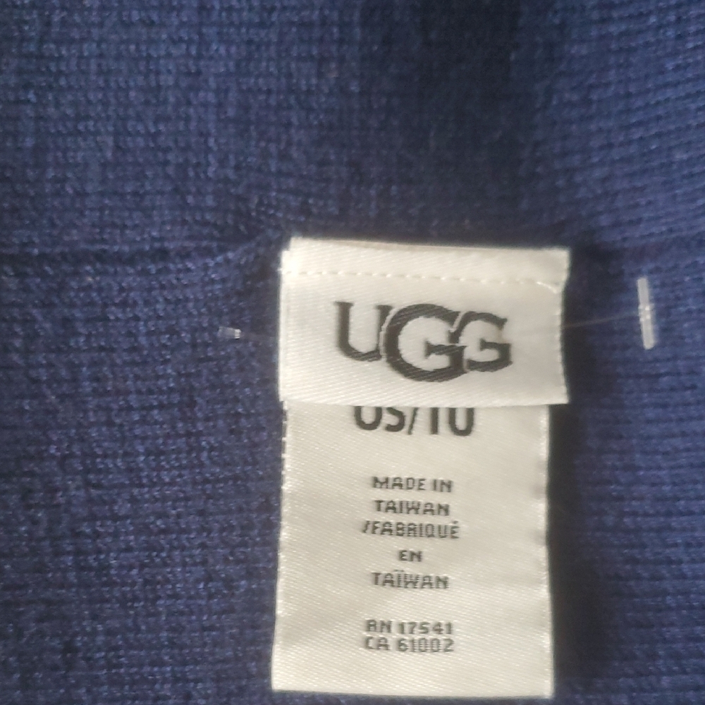 NWOT UGG AUSTRALIA LOGO KNIT CUFF BEANIE OS - Picture 7 of 11